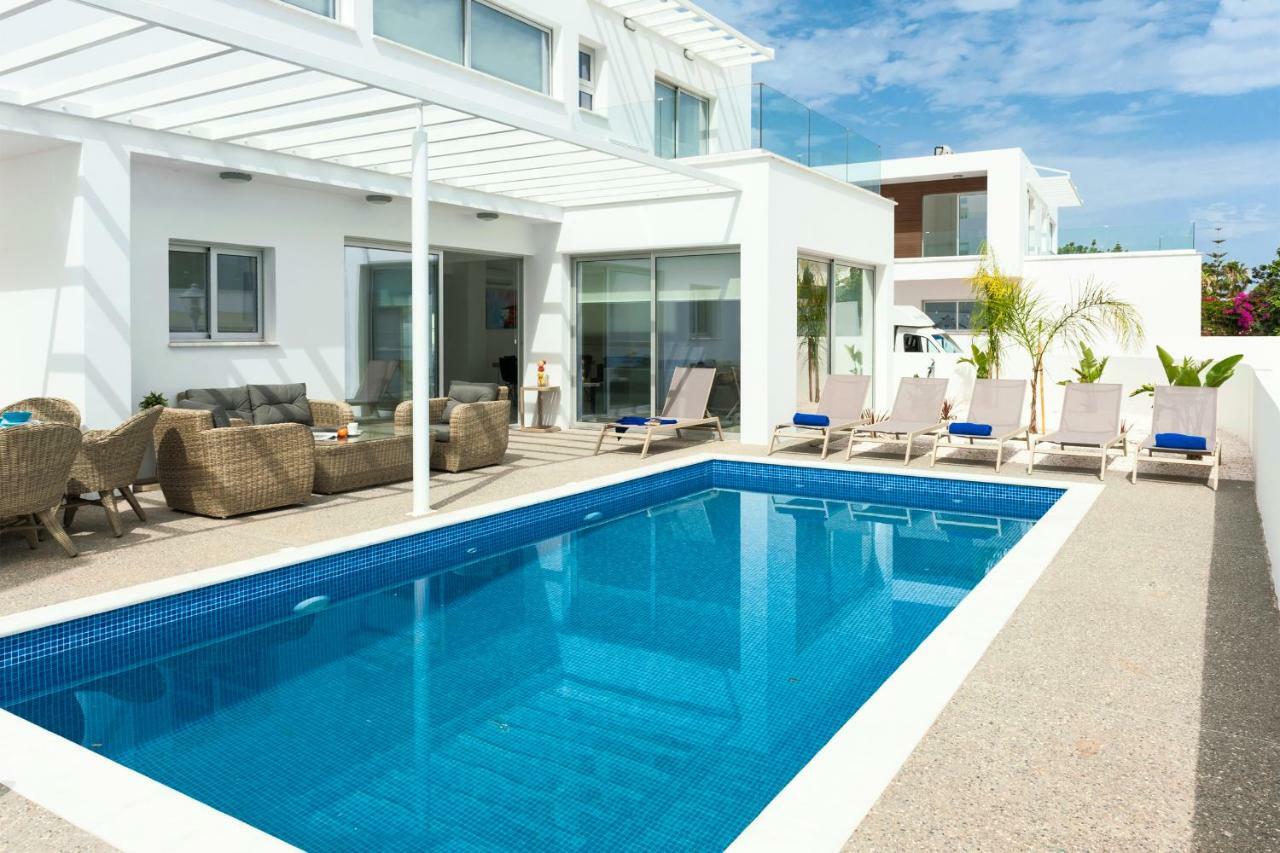 Villa Roberta Ayía Nápa Extérieur photo