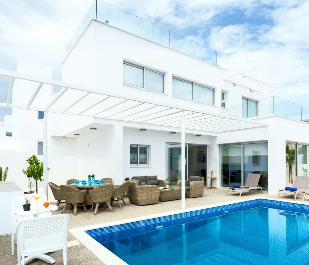 Villa Roberta Ayía Nápa Extérieur photo
